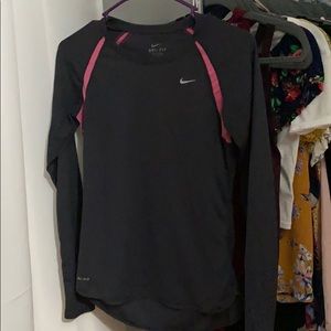 Small Nike Dri-fit long sleeve